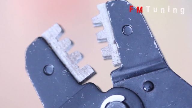 Ремонт кончика шнурка на обуви за 1 минуту = How to fix frayed shoe lace смотреть онлайн