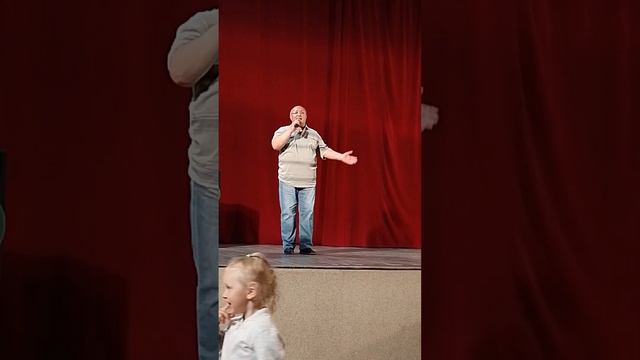 песня старый клён смотреть онлайн