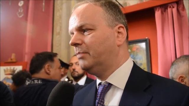 Il rientro del dipinto "Vaso di Fiori" di Jan van Huysum смотреть онлайн