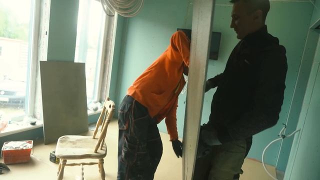 Заказчик в шоке! Реальная стройка без купюр! Укладка плитки 160х80! смотреть онлайн