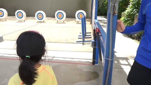 보람이와 코난 수영장 워터파크 킨더조이 찾기놀이 Water park for kids смотреть онлайн