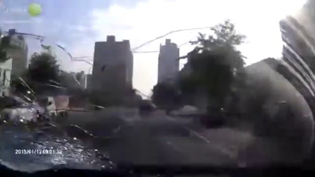 Смотреть всем!! Женщина за рулем, шок!! смотреть онлайн