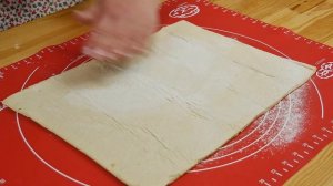 Слоеные лодочки с курицей