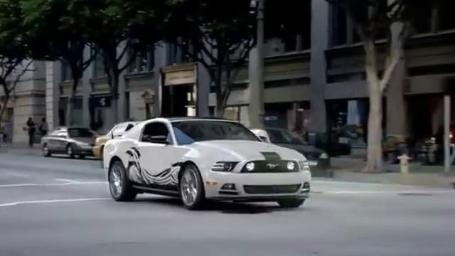 0.15 Авто - Ford Mustang  - меняет цвет ))