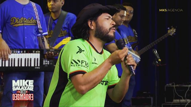 El Chiralajas en Zona de Desmadre Open MIKE смотреть онлайн