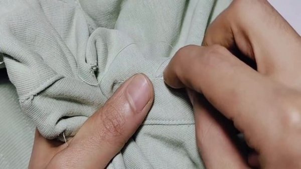 Brilliant sewing tips to invisibly fix holes on clothes / Keep your clothes