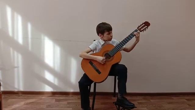 Бараев Степан, гитара, 3 возрастная группа, ДШИ№12, Л Иванова Парижский листопад смотреть онлайн