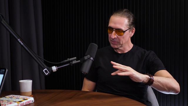 Dave Asprey: Biohacking Your Body AND Mind | Finding Mastery
