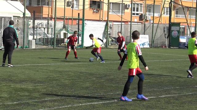 ДФК. "Звезденбург" 2 - ФК. "Долно Езерово" 7 : 0 "Първенство" сезон 2021/2022 XV кръг смотреть онлайн