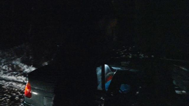 Ostatni śnieg w sezonie... ROZBITE BMW! Drift w lesie *Rafalski OMC* смотреть онлайн