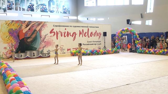 ХУДОЖЕСТВЕННАЯ ГИМНАСТИКА | дети зажгли на соревнованиях | групповые упражнения | смотреть онлайн