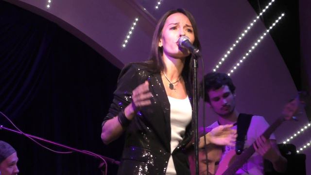 Надя Алексеева и Gordo Rei LATINO - Carolina @ "Радио-сити" 26.06.2015 смотреть онлайн