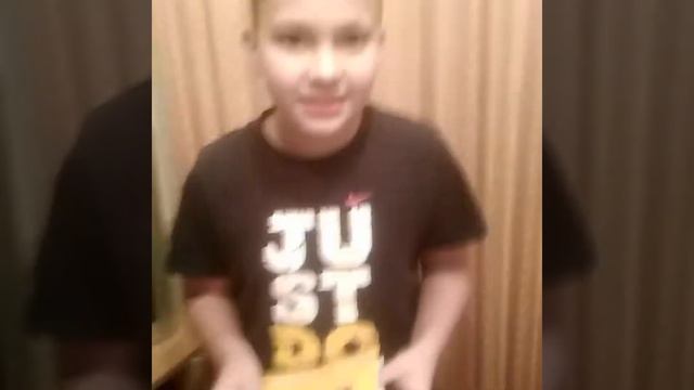 Сколько ананасов В первом пакете смотреть онлайн