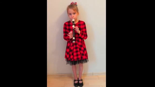 Цветкова Ульяна. 7 лет. Блок флейта. смотреть онлайн
