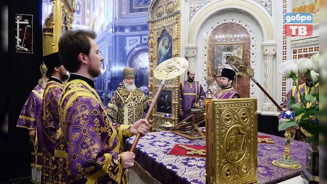 Чин выноса Честного и Животворящего Креста Господня - фоторепортаж смотреть онлайн