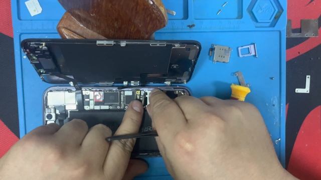 Установка 2 sim на iPhone 11 смотреть онлайн