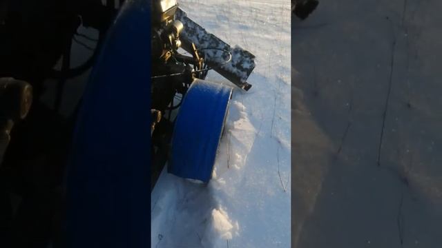 Мини трактор по снегу смотреть онлайн