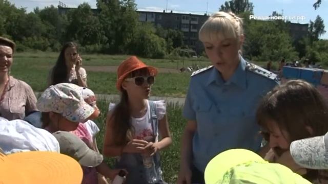 Юные жители Ревды борются с огнем на летних площадках смотреть онлайн