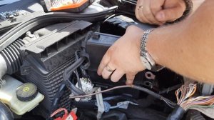 Renault Megane 2006 Замена предохранителя габаритных огней