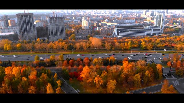 Поклонная Гора 1080 /Осень/ Вид с высоты птичьего полета Mavic Air смотреть онлайн