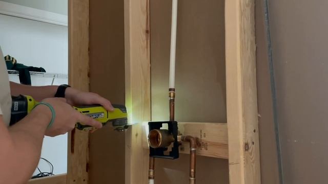 Ryobi P343 18V One+ Cordless Oscillating Multi Tool Review смотреть онлайн