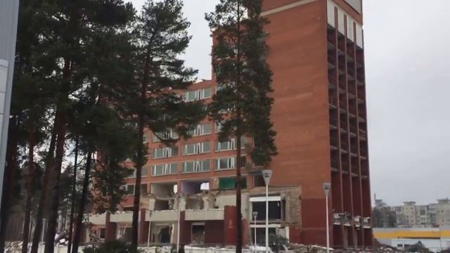 Снос гостиницы Аукштайтии в Висагинасе смотреть онлайн