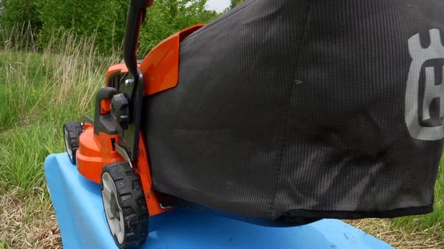 Husqvarna LC 347iV - обзор и тест аккумуляторной газонокосилки. смотреть онлайн