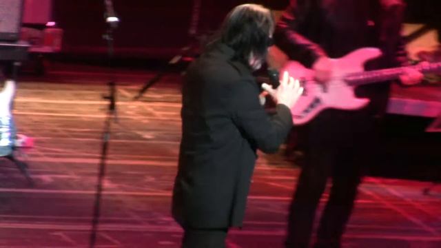 Todd Rundgren - Hello It's Me (Akron 9/28/19) смотреть онлайн