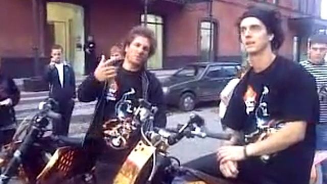 Vanni Oddera и Alvaro Dal Farra в Пензе смотреть онлайн