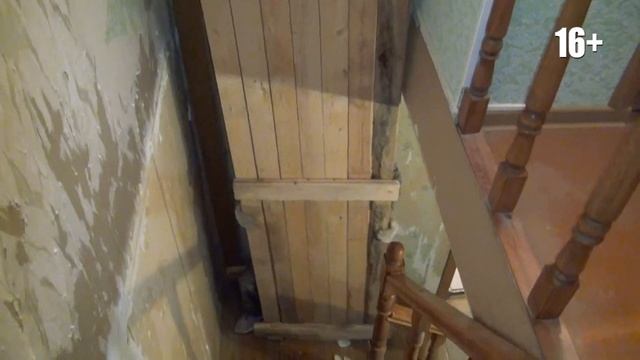 Как закрыть лестничный проем между этажами. Сделать помост для работ над лестницей. Дача 3  16+