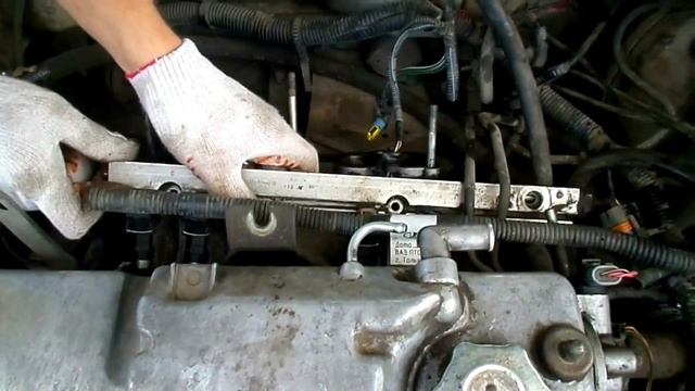 Воняет бензином в салоне авто ВАЗ 2115 (Часть3):Замена уплотнительных колец на форсунках ваз смотреть онлайн