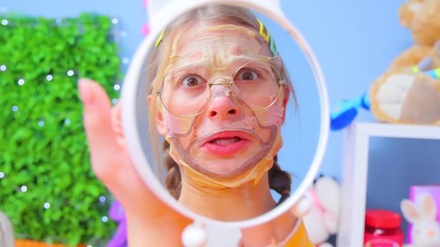 Бьюти-лайфхаки и гаджеты для макияжа русалки! От ботанши до популярной! смотреть онлайн