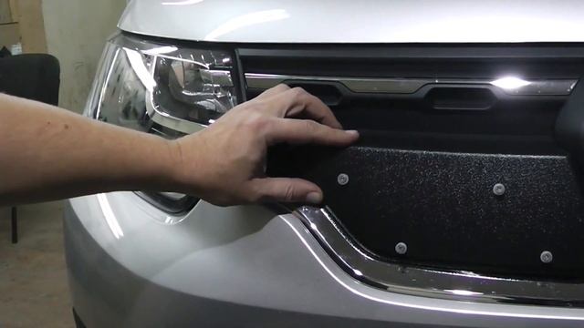 Заглушка №1 (верх) КАРТ для RENAULT DUSTER 2 (с 2021г.в.).mp4 смотреть онлайн