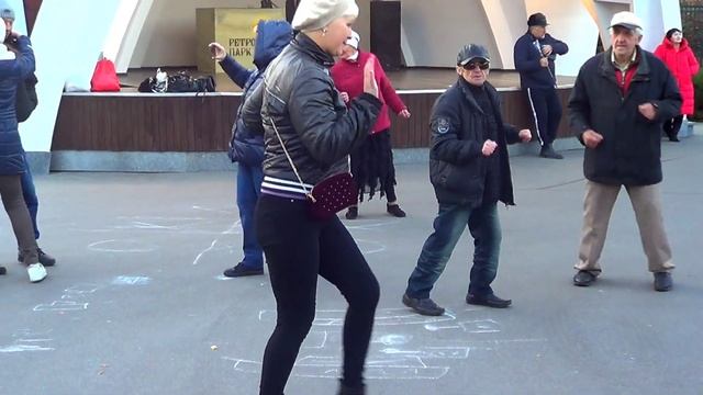 Рок - Н - Ролл до утра Танцы в парке Горького Харьков Ноябрь 2021 смотреть онлайн