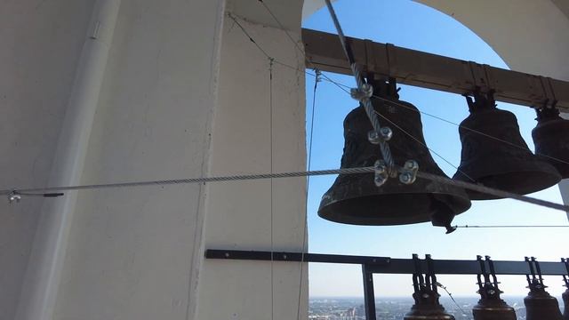 Пенза, Спасский собор - колокольный звон смотреть онлайн