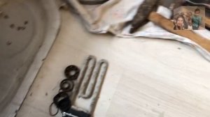 Замена подшипников в стиральной машине Indesit (Индезит) с клееным баком.