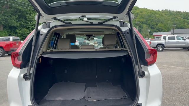 2021 Honda CR-V Hybrid Touring, located at Faith's Toyota Ford in Westminster, Vermont! смотреть онлайн