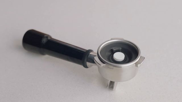 The Barista Touch™ | Performing a ’Clean cycle’ with the push of a button | Breville USA смотреть онлайн