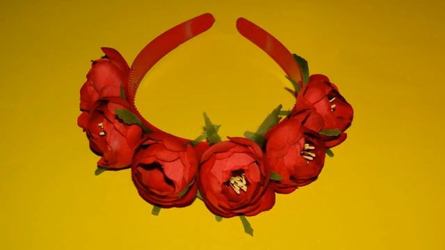 DIY: Ободок-веночек "Волшебные пионы"/Bezel-wreath "Magic peonies" смотреть онлайн