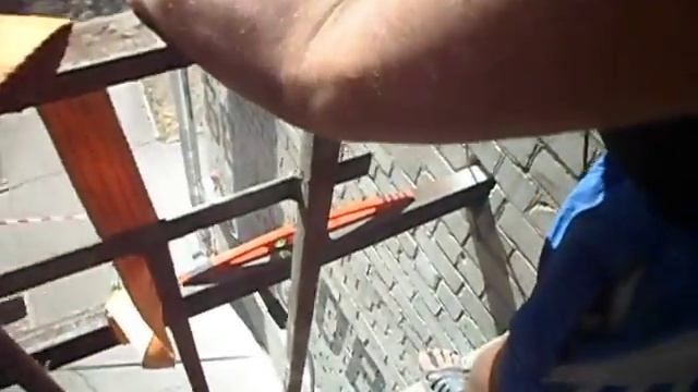 вынос балкона по плите швелерами , 2-й этап смотреть онлайн