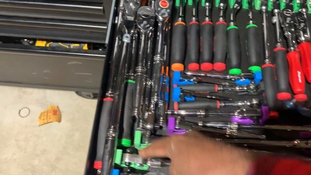 TOOLBOX TOUR OF 2023 | NICEST DIY’r SETUP EVER!!! #toolboxtour #toolhaul смотреть онлайн