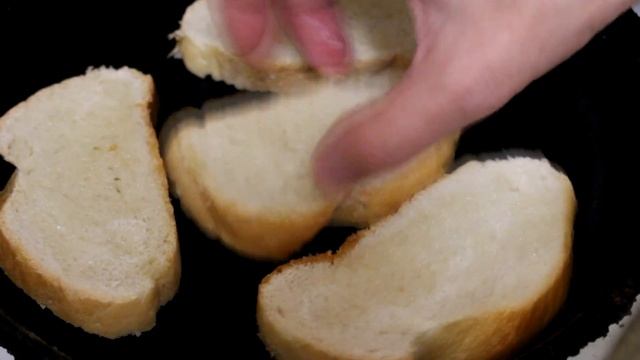 Сэндвич с арахисовой пастой и бананом - сытный и вкусный завтрак. смотреть онлайн