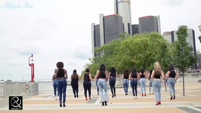 Help Me Make it Through The Night KiZomba Dance Fitness 2023 смотреть онлайн