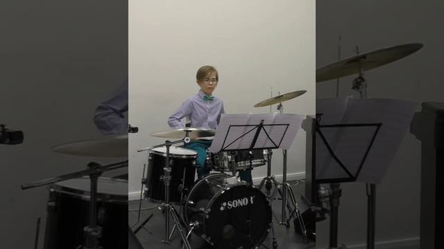 Максимов Мирон, барабанное соло смотреть онлайн