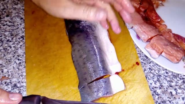 Горбуша в духовке. Просто и вкусно! Можно на праздничный стол. смотреть онлайн