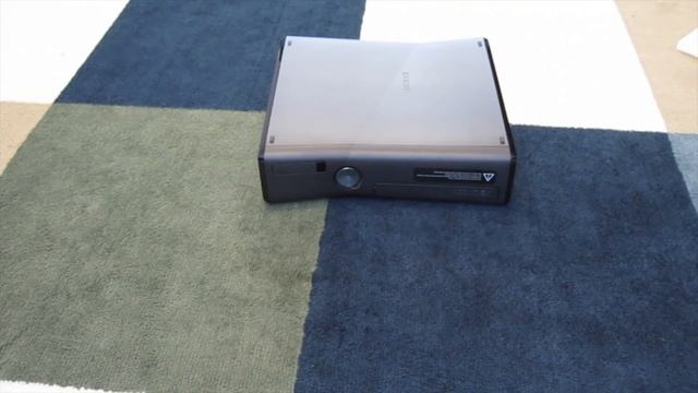 Unboxing & Review: Xbox 360 Slim black смотреть онлайн