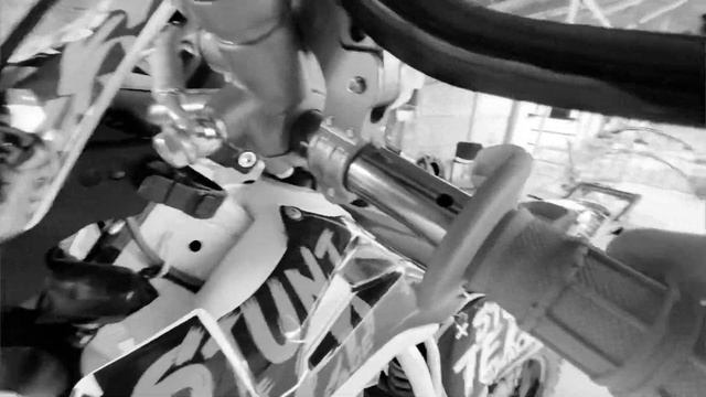 ГОТОВЛЮ MOTOLAND К СЕЗОНУ | ЗАМЕНА МАСЛА В ВИЛКЕ ЭНУДРО | MOTOLAND ПОД СТАНТ #эндуро #bikelife #пит смотреть онлайн