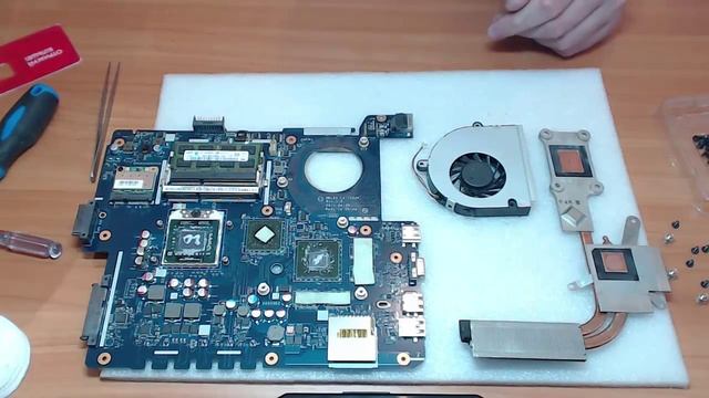 Разборка и чистка ASUS K53T (Cleaning and Disassemble ASUS K53T) смотреть онлайн