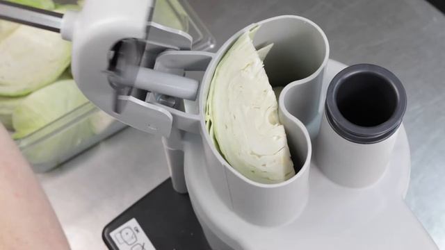 Robot-Coupe R301 Ultra Food Processor : Coleslaw смотреть онлайн