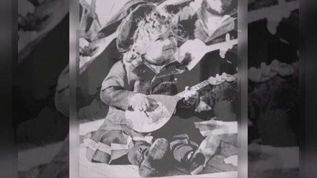 Russian Imperial Children and the Balalaika смотреть онлайн